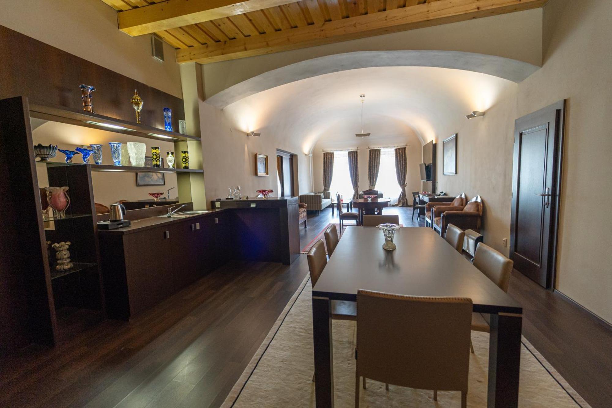 Boutique Hotel Zlaty Dukat コシツェ エクステリア 写真