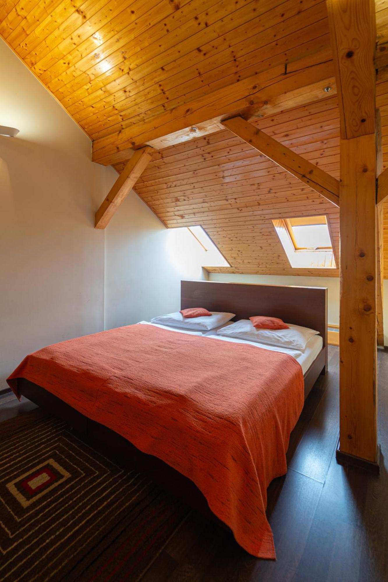Boutique Hotel Zlaty Dukat コシツェ エクステリア 写真