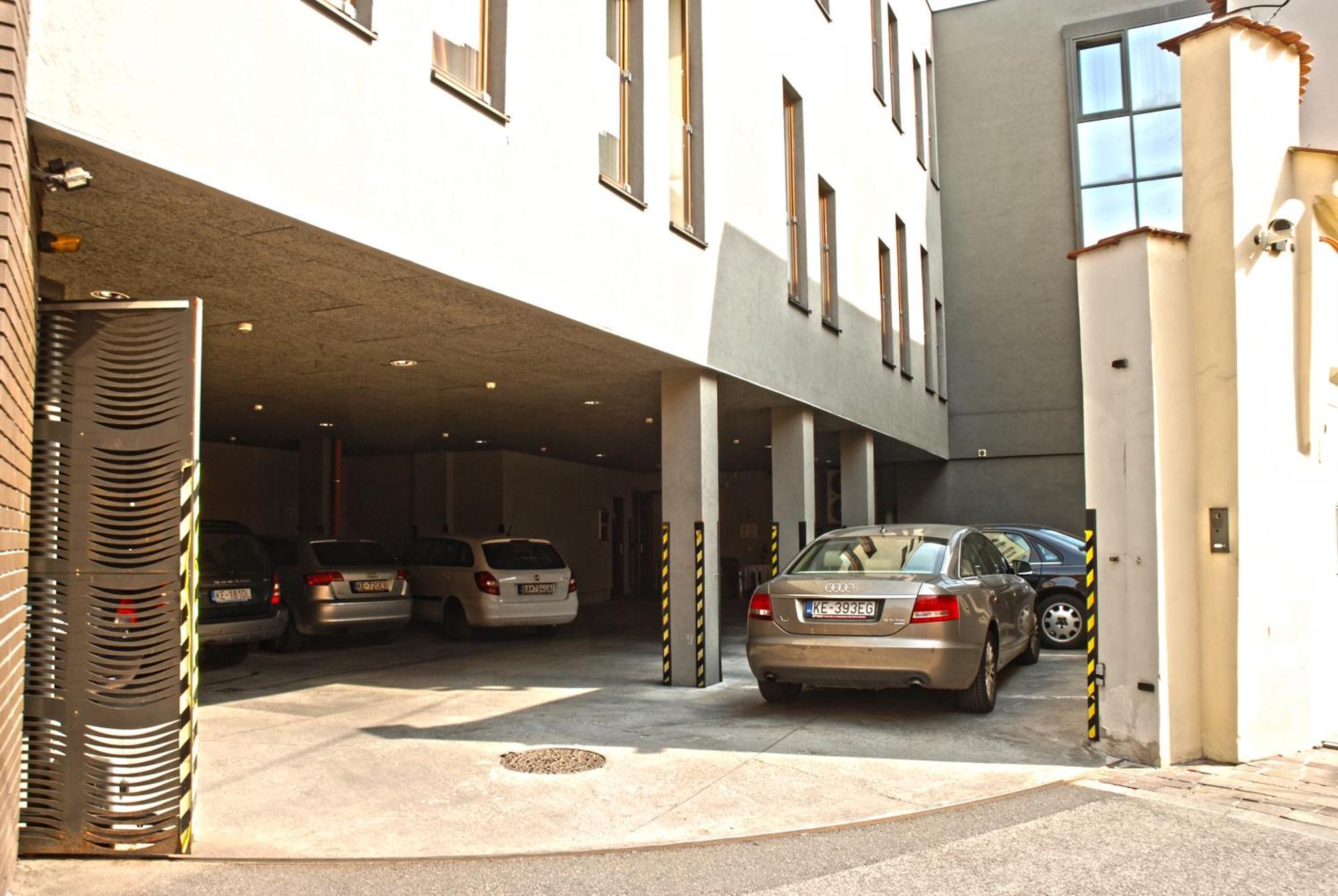 Boutique Hotel Zlaty Dukat コシツェ エクステリア 写真