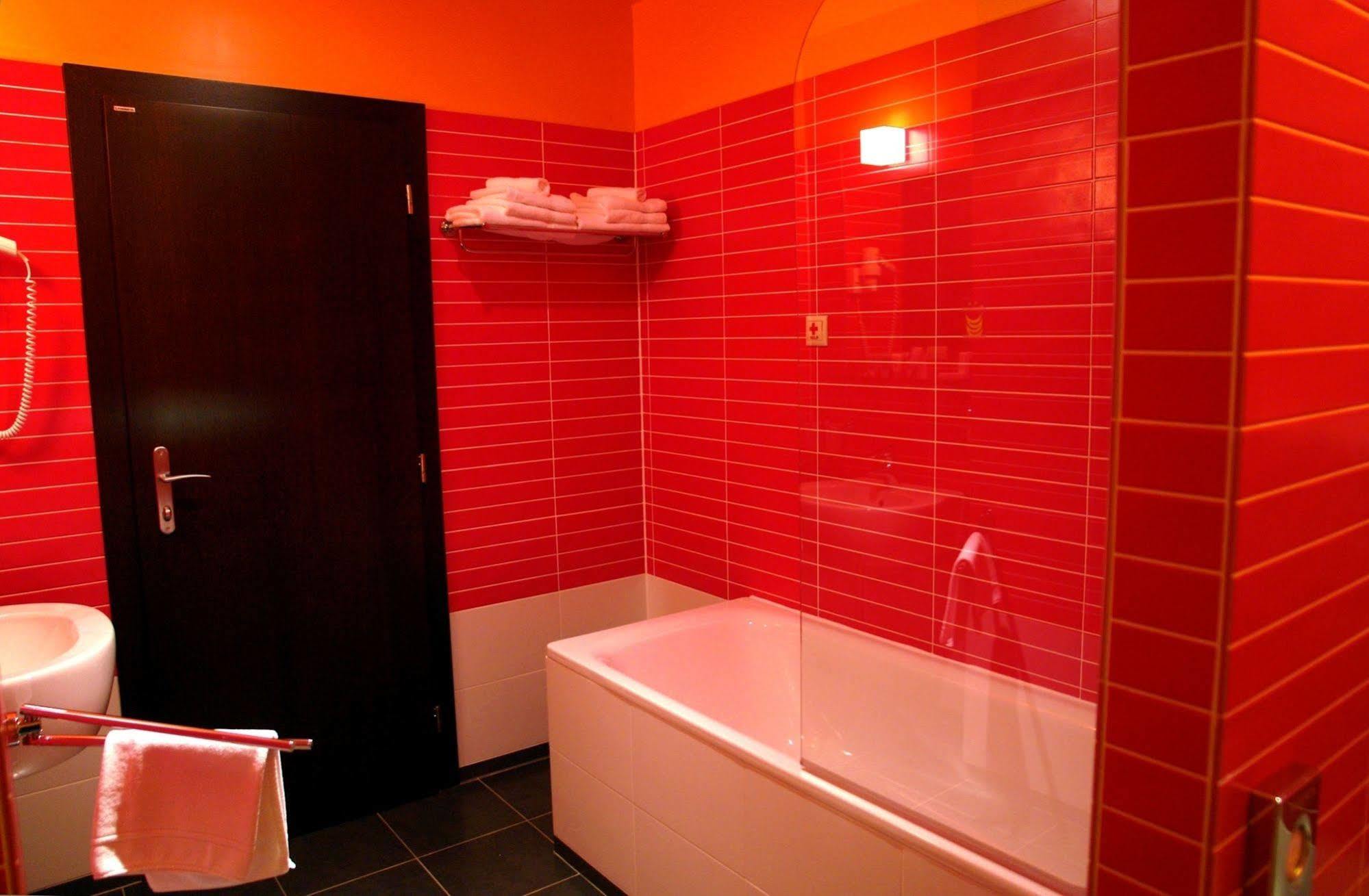 Boutique Hotel Zlaty Dukat コシツェ エクステリア 写真